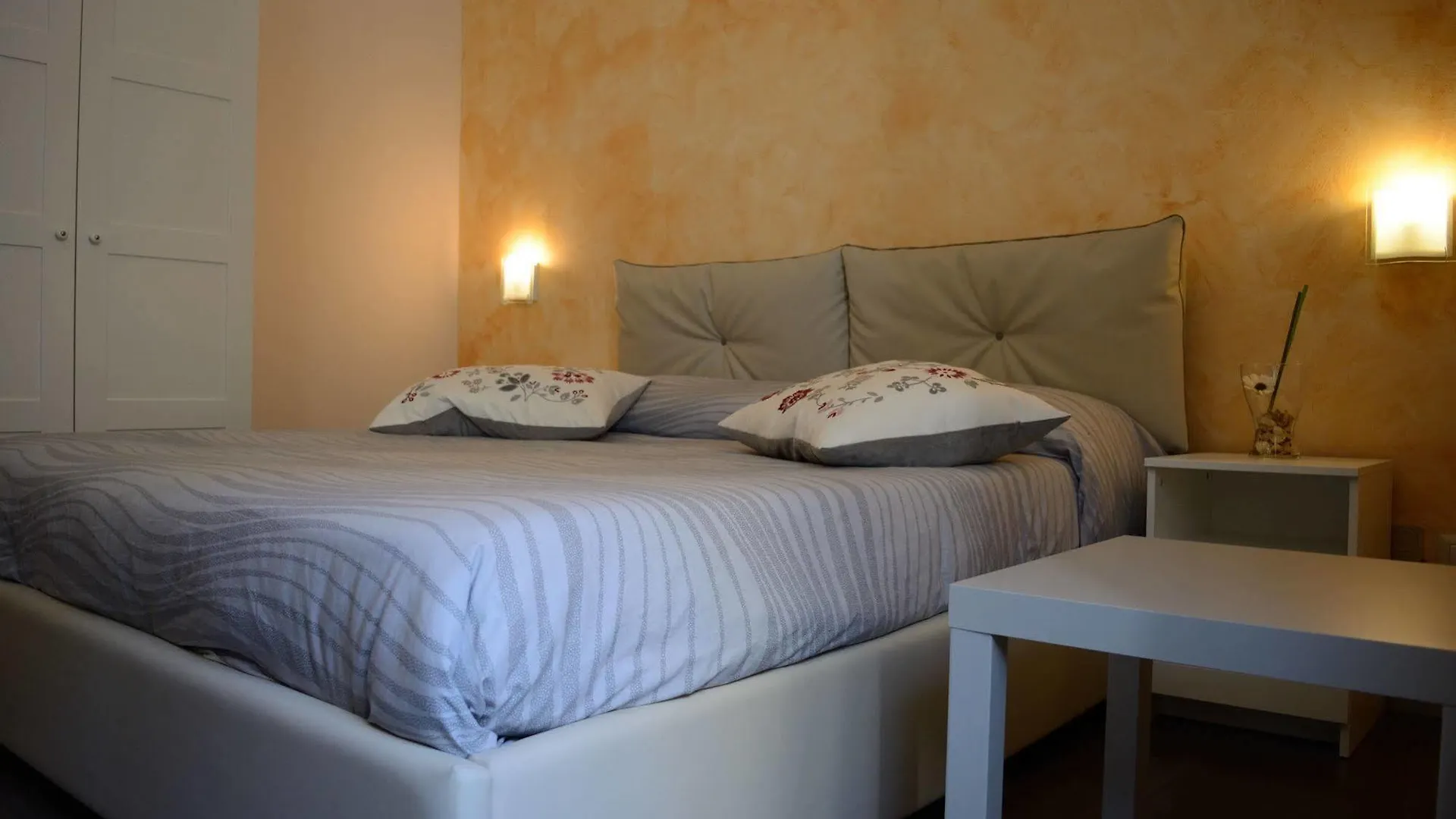 Catania Etnea Bed And Breakfast 0*,